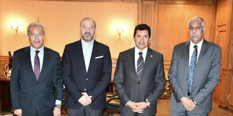 كواليس اجتماع وزير الرياضة لحل أزمة تقنية الـ«VAR»