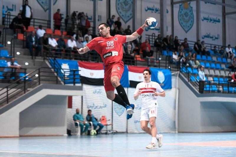 يد الأهلي يتوج بطلا للدوري على حساب الزمالك
