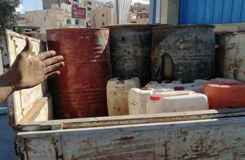 ضبط تاجر في البحيرة جمع ألف لتر سولار مدعم