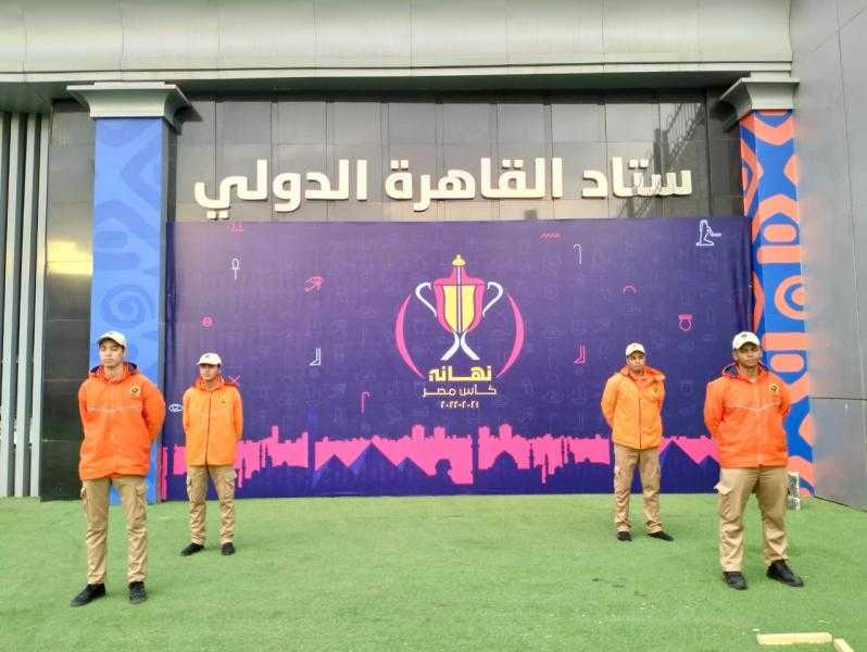 قبل لقاء الأهلي وبيراميدز.. انتشار رجال الأمن باستاد القاهرة لاستقبال الجماهير| صور