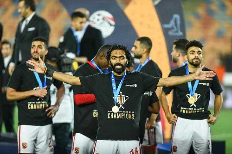 حسين الشحات : تركيز لاعبي الأهلي دائما على التتويج بالبطولات