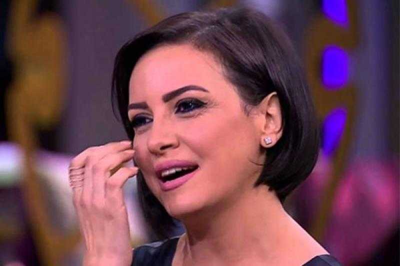 ريهام عبدالغفور: نور الشريف شافني فاشلة ورفضني وكانت أول صدمة