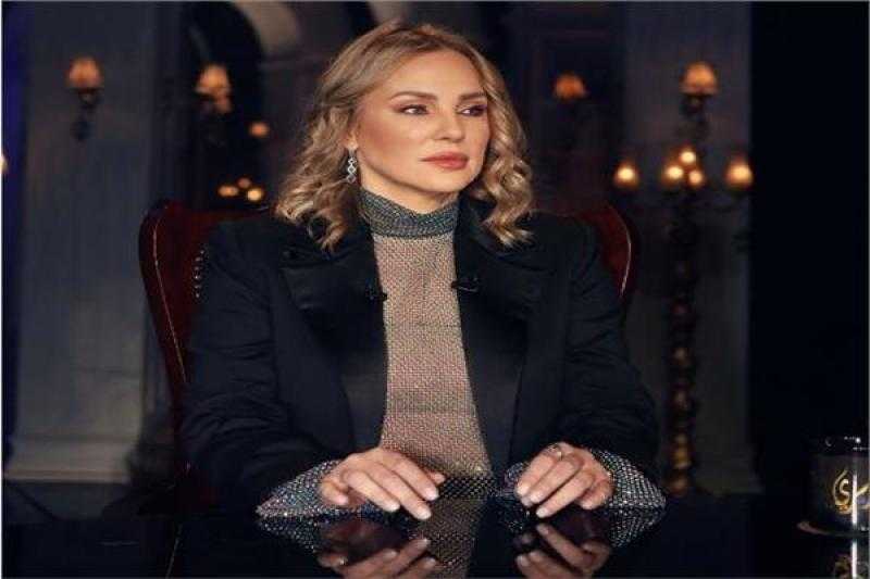 شيرين رضا: الست كائن ساذج والرجل مخادع.. وحريتي انتصار للمرأة