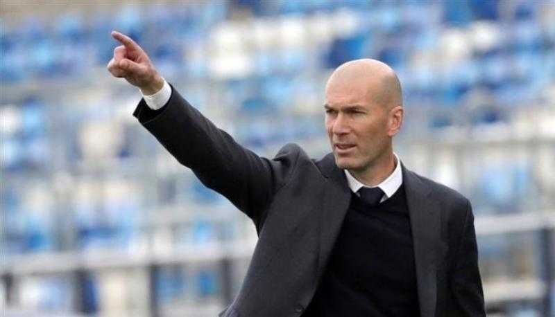 النصر السعودي يغري زيدان براتب خيالي للموافقة على تدريبه