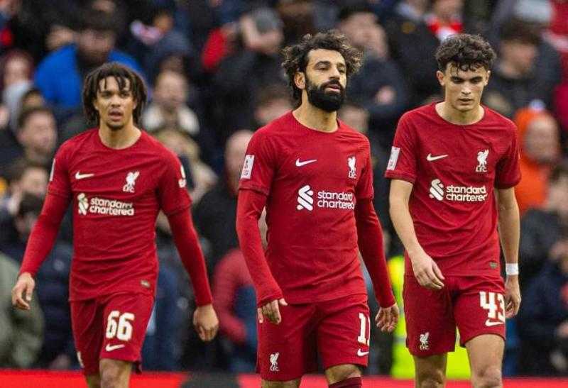 ليفربول يخترق شباك نوتنجهام فورست بثلاثية في الدوري الإنجليزي