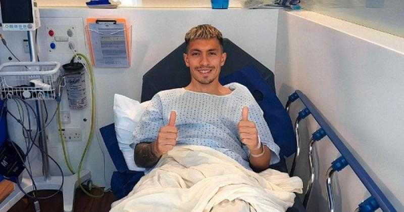 ليساندرو مارتينيز مدافع مانشستر يونايتد يجري جراحة ناجحة