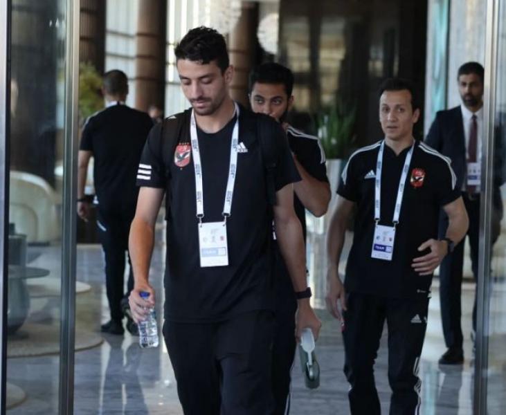 لاعبو الأهلي يتوجهون إلى ملعب محمد بن زايد لمواجهة بيراميدز.. صور