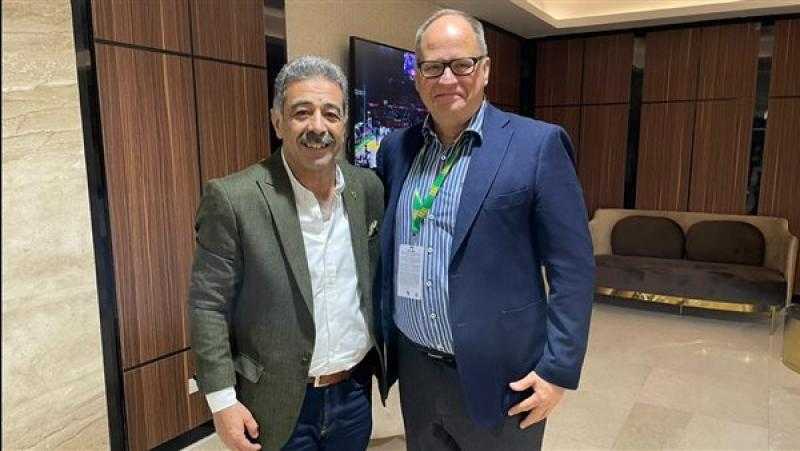 تفاصيل اجتماع ”أبو فريخة” مع رئيس لجنة الحكام بالاتحاد الدولي لكرة السلة