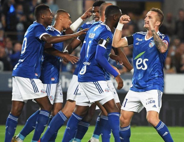 ستراسبورغ يحافظ على آماله في البقاء بالفوز على نانت بالدوري الفرنسي