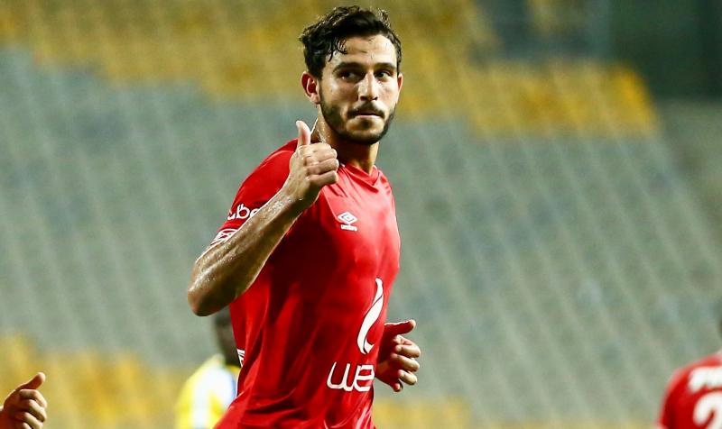 حقيقة رحيل حمدي فتحي عن النادي الأهلي
