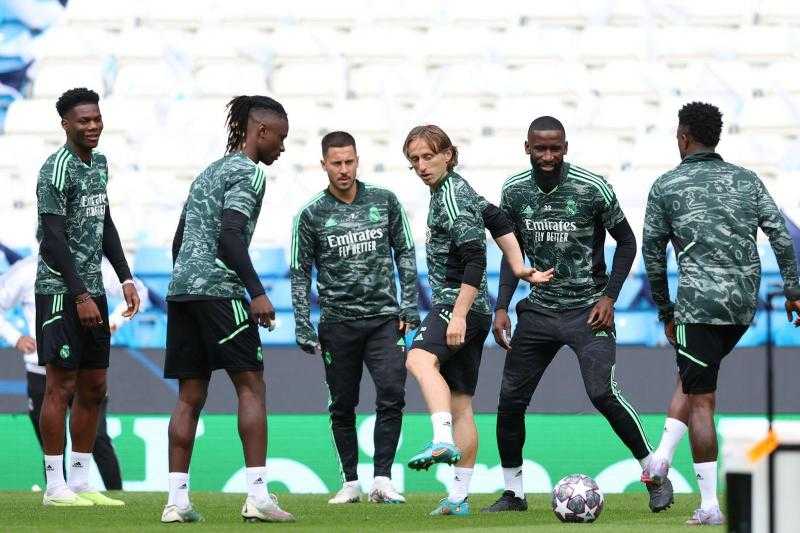 ريال مدريد يختتم استعداداته لمواجهة مانشستر سيتي في أبطال أوروبا.. صور