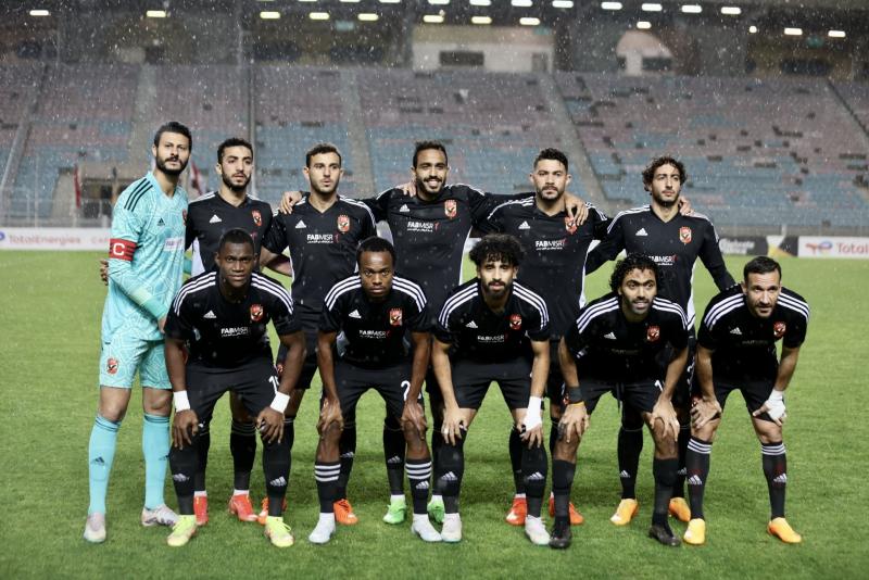 بينهم 3 لاعبين من الأهلي..الاتحاد الإفريقي يعلن التشكيل المثالي لإياب نصف نهائي دوري أبطال أفريقيا