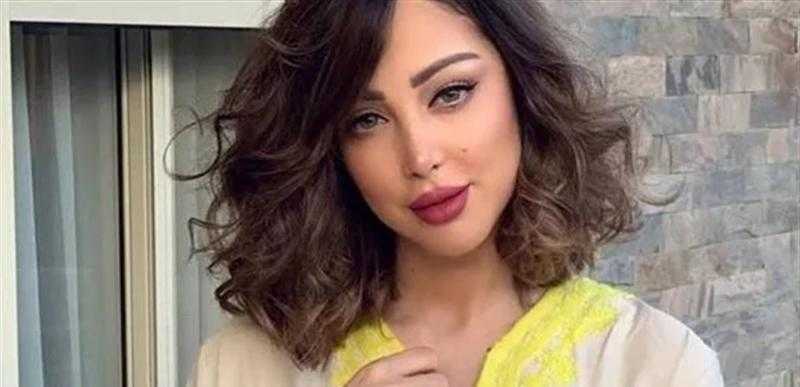 بعد طلاقها من تامر حسني..بسمة بوسيل تعود للغناء