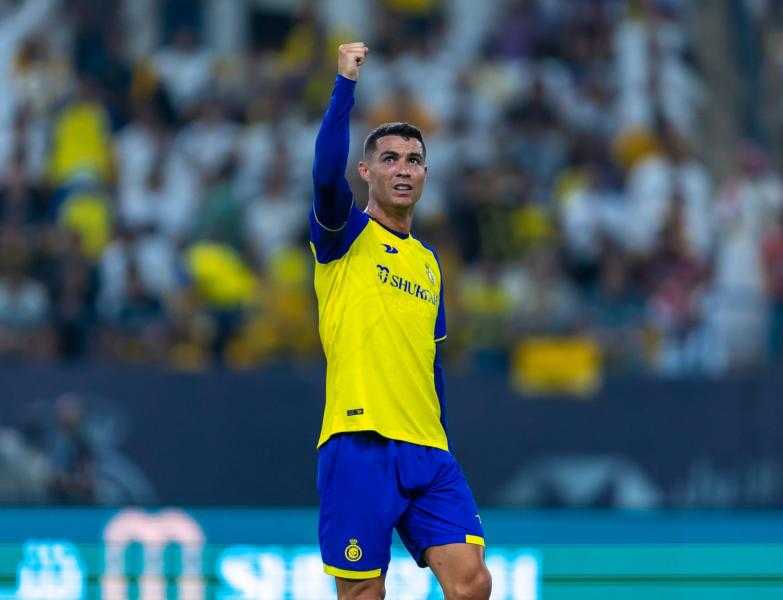 رونالدو يحسم مصيره مع النصر السعودي