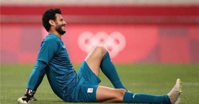 محمد الشناوى يقترب من قيادة حراسة مرمي الأهلي أمام الوداد فى المغرب
