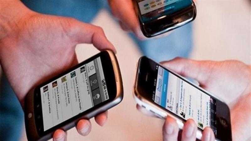 توقعات بانخفاض أسعار الهواتف حتى 30%.. اعرف الحقيقة