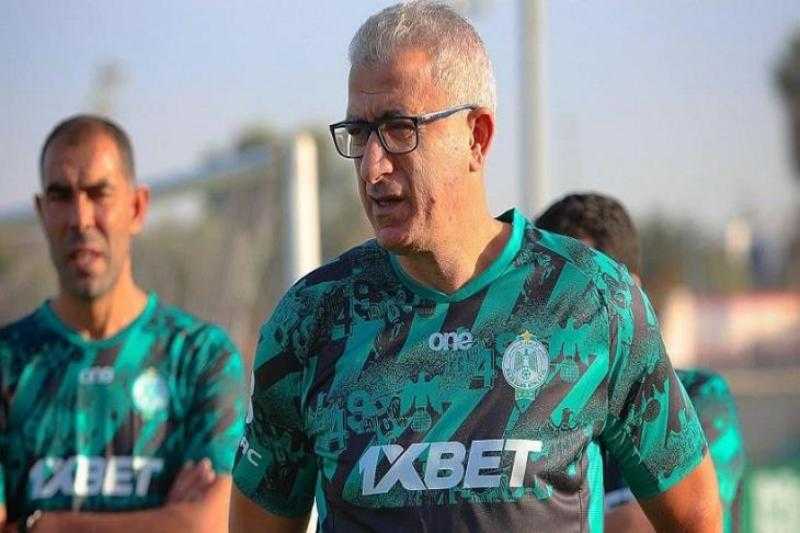 الرجاء المغربي يعلن فسخ تعاقده مع منذر الكبير