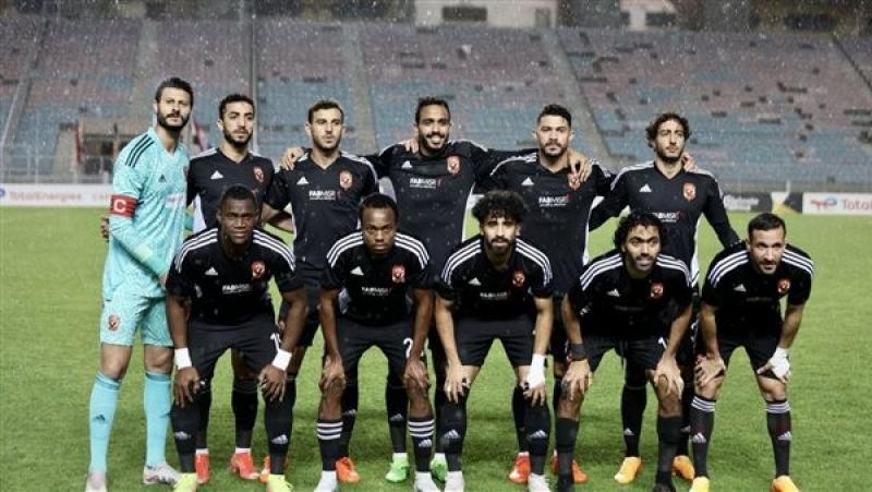 ”شوبير ولا الشناوي”.. ناقد رياضي يكشف الأفضل لحراسة مرمى الأهلي في مباراة الوداد