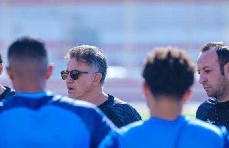 أوسوريو يعقد جلسة مع لاعبي الزمالك
