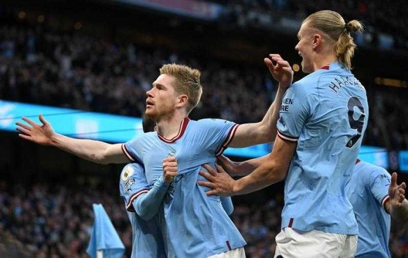 البلجيكي دي بروين لاعب مانشستر ستي يكشف عن إصابته في أوتار الركبة