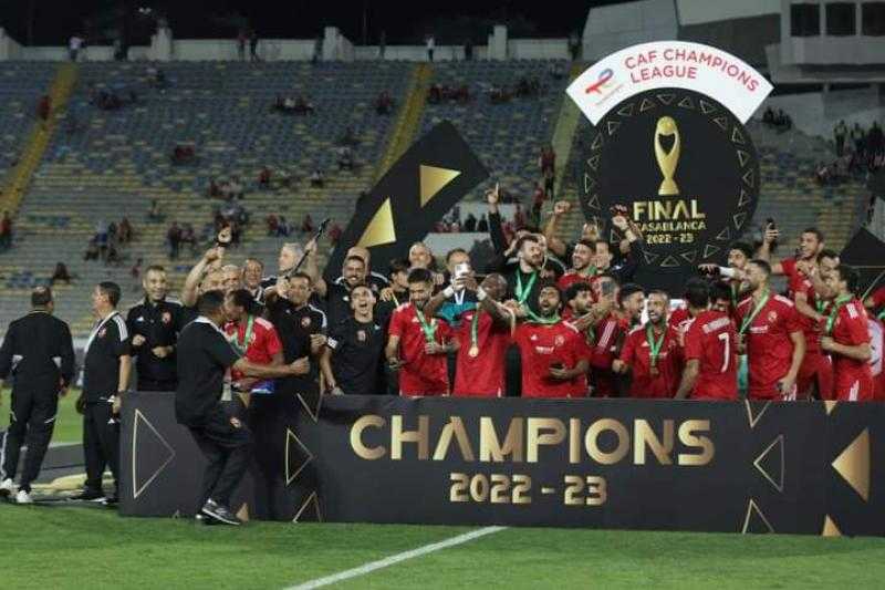 أستون فيلا واتحاد جدة يهنئان الأهلي بعد تتويجه بدوري أبطال أفريقيا