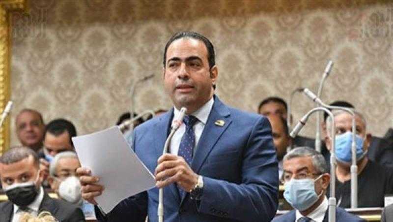 رئيس شباب النواب يطالب الحكومة بمراجعة السياسة المالية وتقديم حوافز للمستثمرين