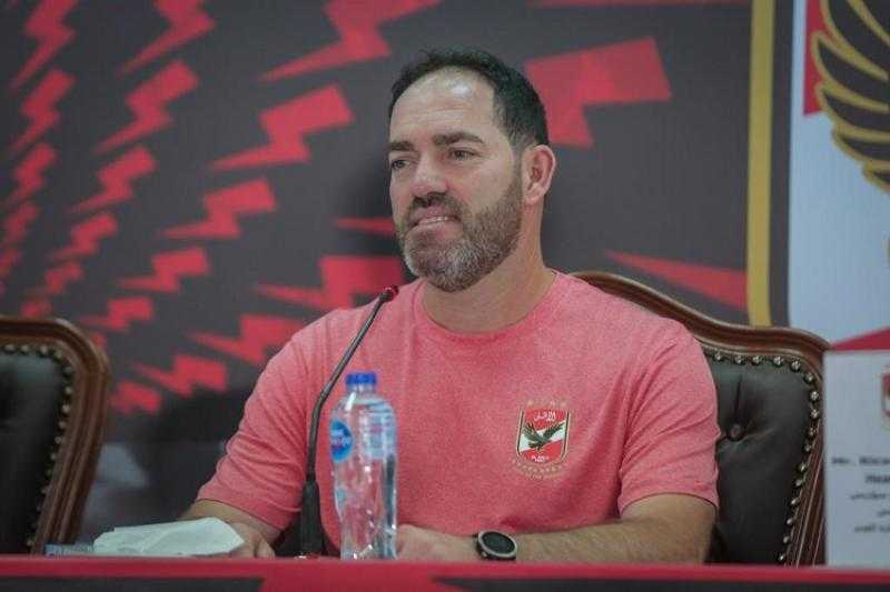 مدرب الأهلي السابق ينضم للدوري الصيني