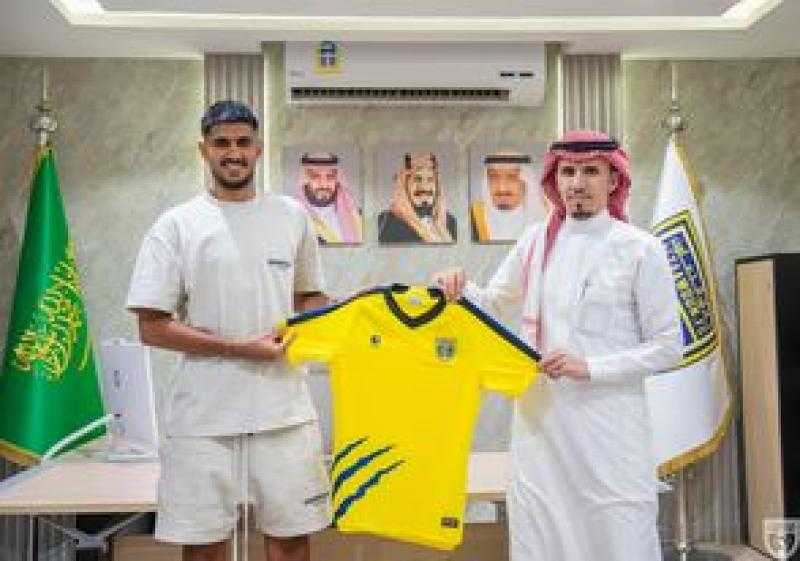 التعاون السعودي يعلن تعاقده مع مدافع الفيصلي