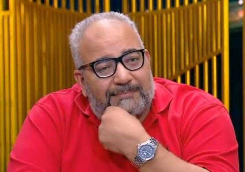 بيومي فؤاد: الكوميديان الشاطر ميسبش الورق في حاله.. لازم يكون كريتيف