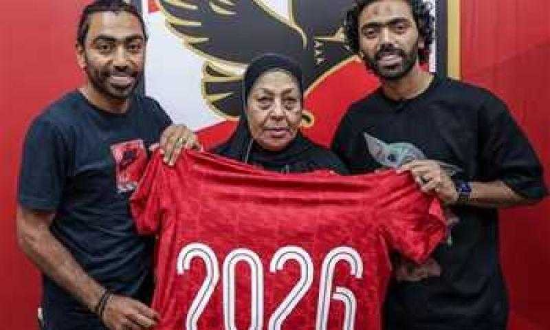 أول تعليق من حسين الشحات بعد تجديد تعاقده مع الأهلي