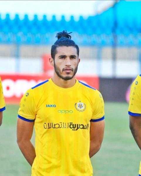 اللاعب محمد حسن يثير الجدل بين جماعير الإسماعيلي بعد استبعاده من المشاركة أمام الداخلية