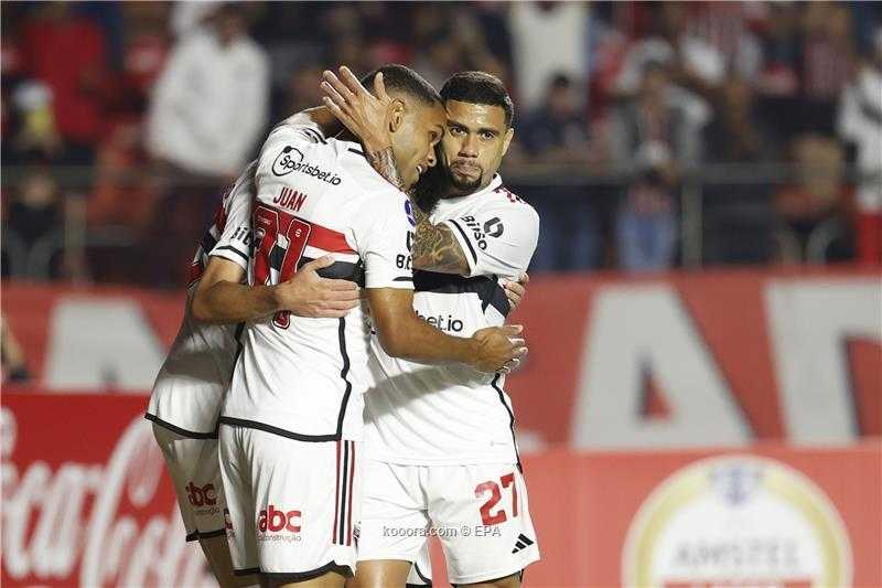 سانتوس يستعيد مذاق الانتصارات بفوز مثير على جريميو في الدوري البرازيلي