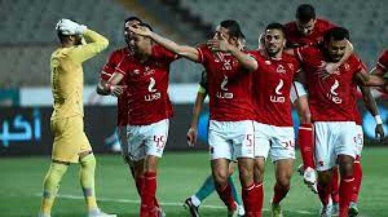 مفاجآت في تشكيل الأهلي لمواجهة بيراميدز