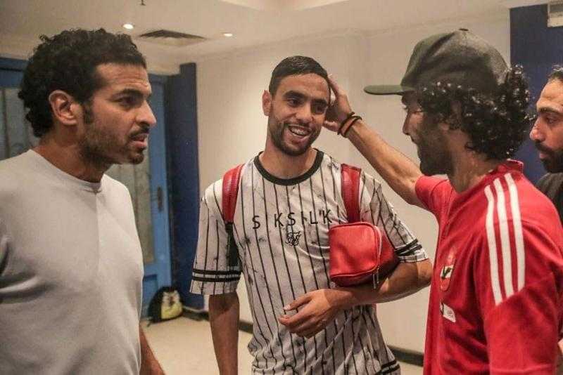 الشحات يعتذر في بيان له عن واقعة ضرب الشيبي