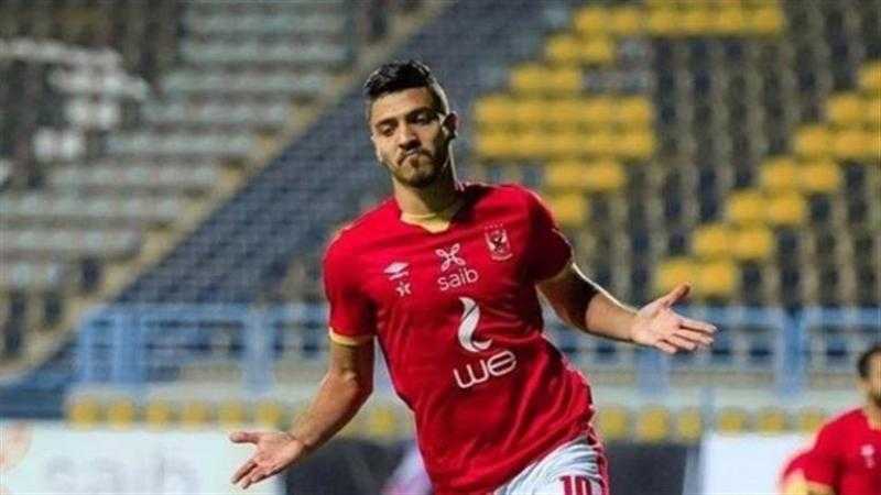محمد شريف يوقع على عقود انضمامه للخليج السعودي