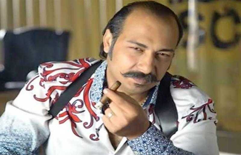 ”كنت بسقط عشان أمثل”.. محمد ثروت يكشف ذكرياته مع مسرح الجامعة