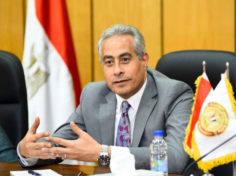 تعيين 10 آلاف و 343 شابا وفتاة منهم 646 من ذوي الهمم بأسيوط خلال عام