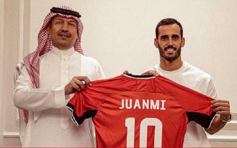 الرياض السعودي يتعاقد مع الإسباني خوانمي قادما من ريال بيتيس