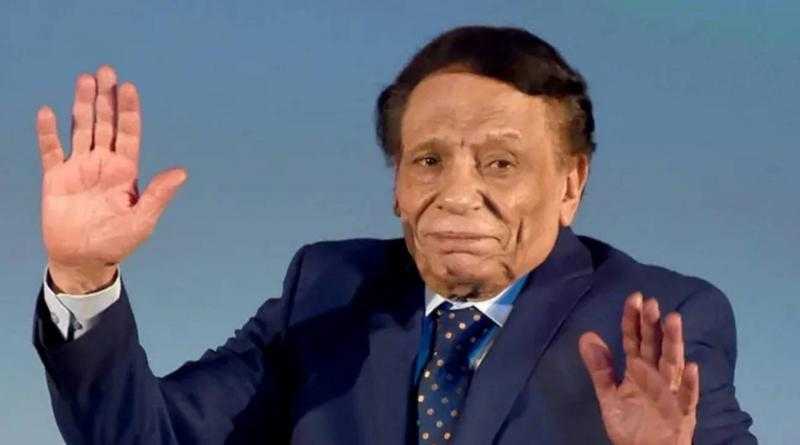 إعلامي يفجر مفاجأة عن اعتزال عادل إمام للفن إجباريا