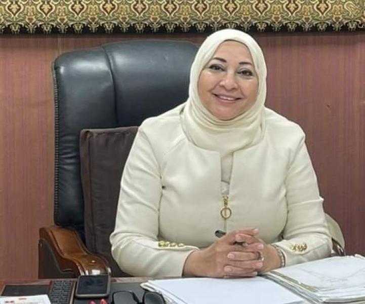 نائبة محافظ القاهرة تستعرض مشروعات الخطة الاستثمارية