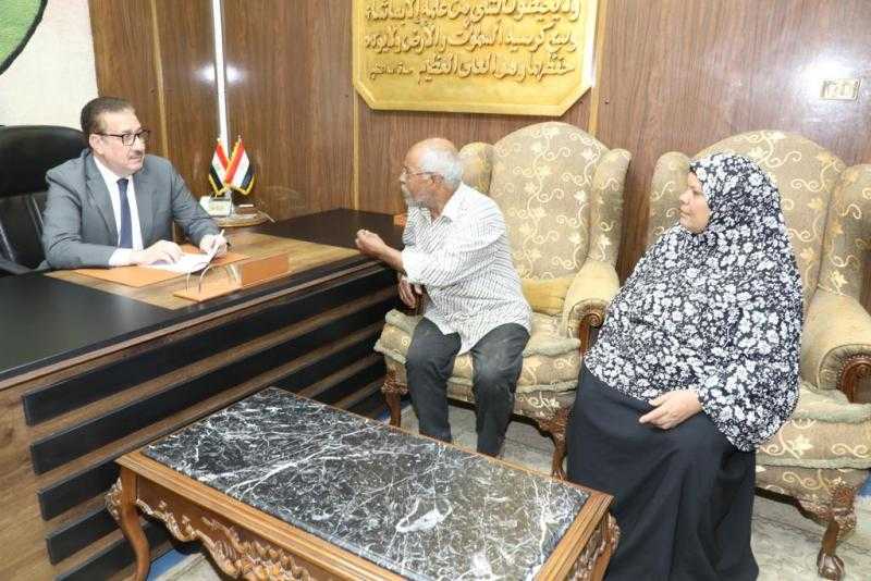 محافظ المنوفية يوجه ببحث موقف مواطن تعرضت حظيرته لحريق لتقديم المساعدة اللازمة له