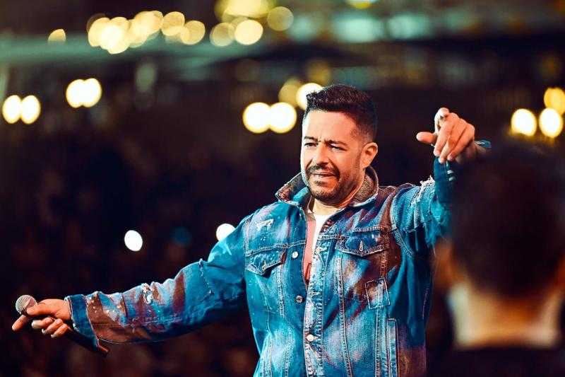 حماقي يروج لأغنيته الجديدة ”دلعنا كتير” ويعلن موعد طرحها
