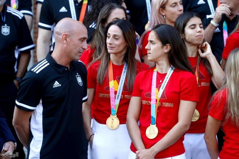 الاتحاد الإسباني لكرة القدم يدعو لاجتماع طارئ جديد.. الاثنين المقبل