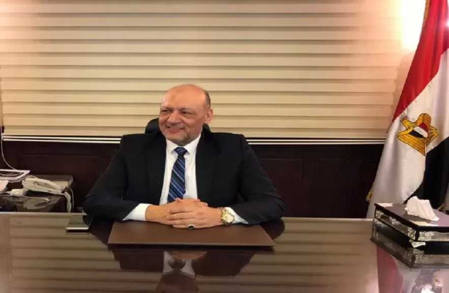 رئيس حزب المصريين يُهنئ الرئيس السيسي والأمتين العربية والإسلامية بعيد الأضحى المبارك