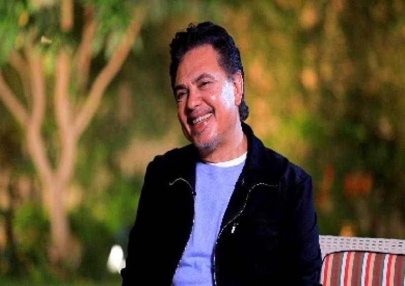 محمد رياض: محمود ياسين رفض يضربني بالقلم في مشهد مراعاة لمشاعر حفيده