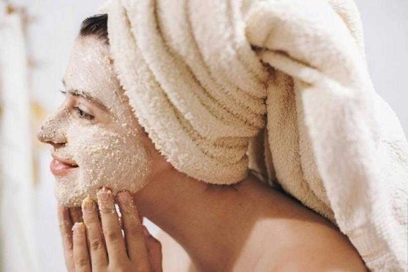 4 خطوات لبشرة مشرقة في الشتاء.. اعرفيها