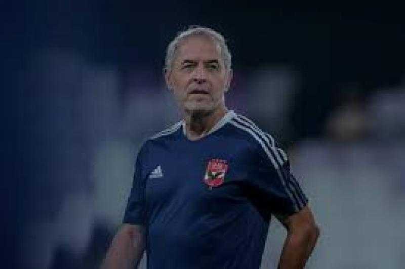 هل يضم الأهلي مهاجما جديدا تحت السن في يناير 2024؟.. تفاصيل
