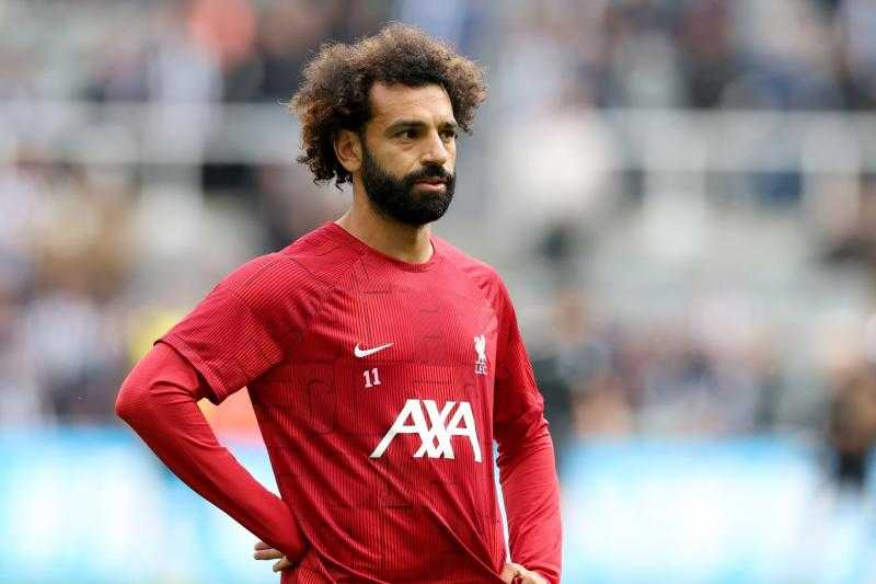 11 مفاوضا و250 مليون جنيه إسترليني.. تطورات مثيرة في انتقال ”صلاح” للاتحاد السعودي