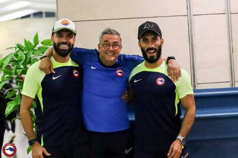 بعثة فيوتشر تلتقي مع بعثة الزمالك في مطار القاهرة قبل السفر إلى تنزانيا