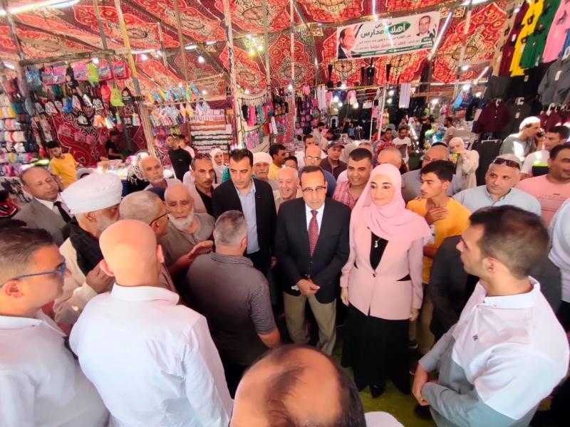 محافظ شمال سيناء يفتتح معرض أهلا مدارس في مدينة العريش.. صور